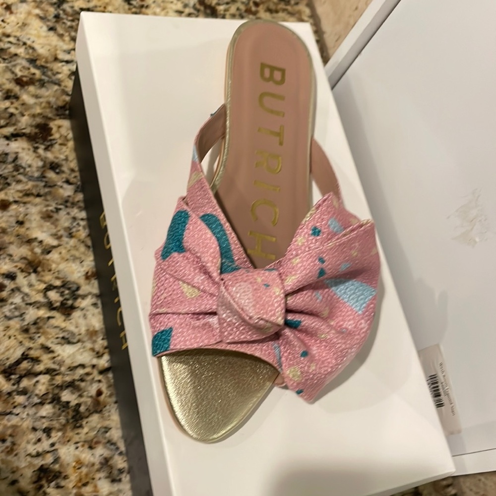 Butrich sandals